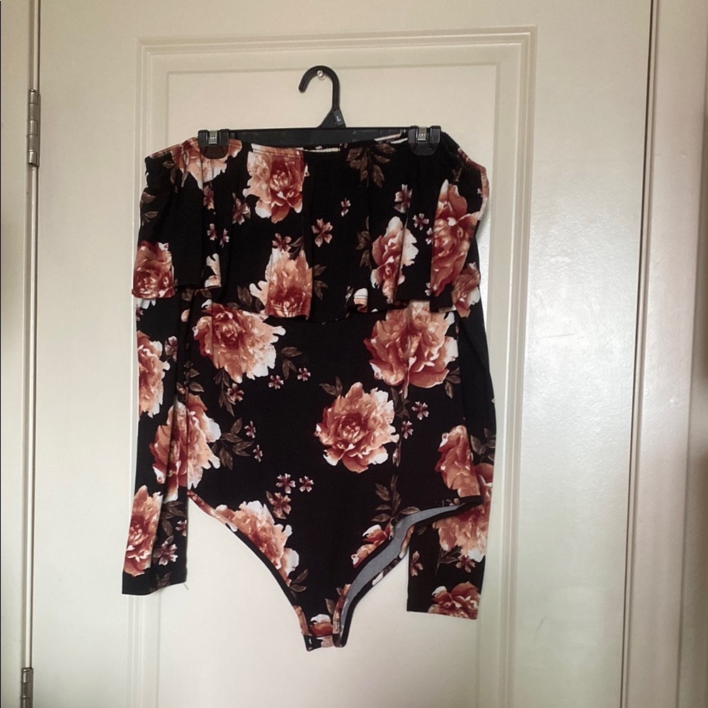 Floral long sleeve Off-Shoulder Bodysuit